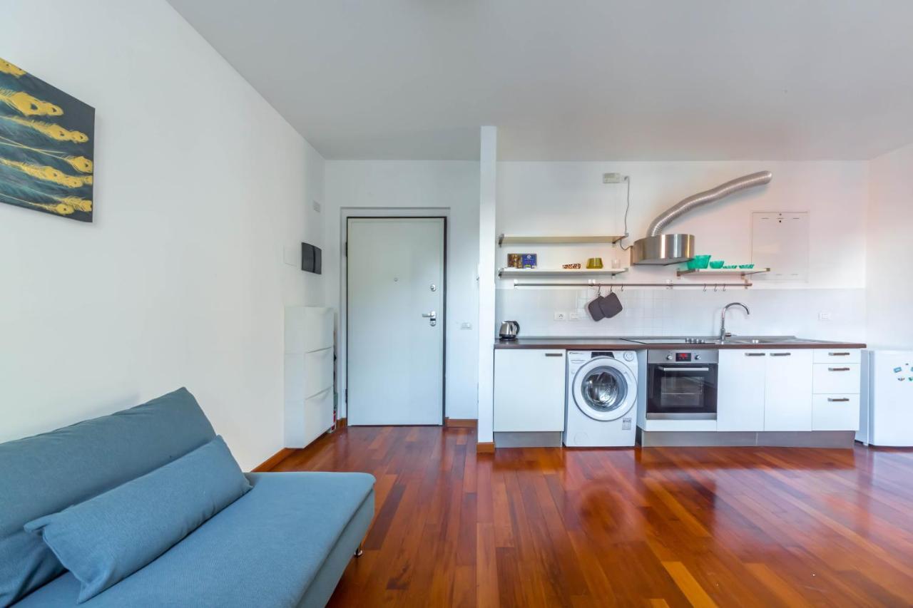 Апартаменти Cozy Flat 500M From Affori Fn! Мілан Екстер'єр фото